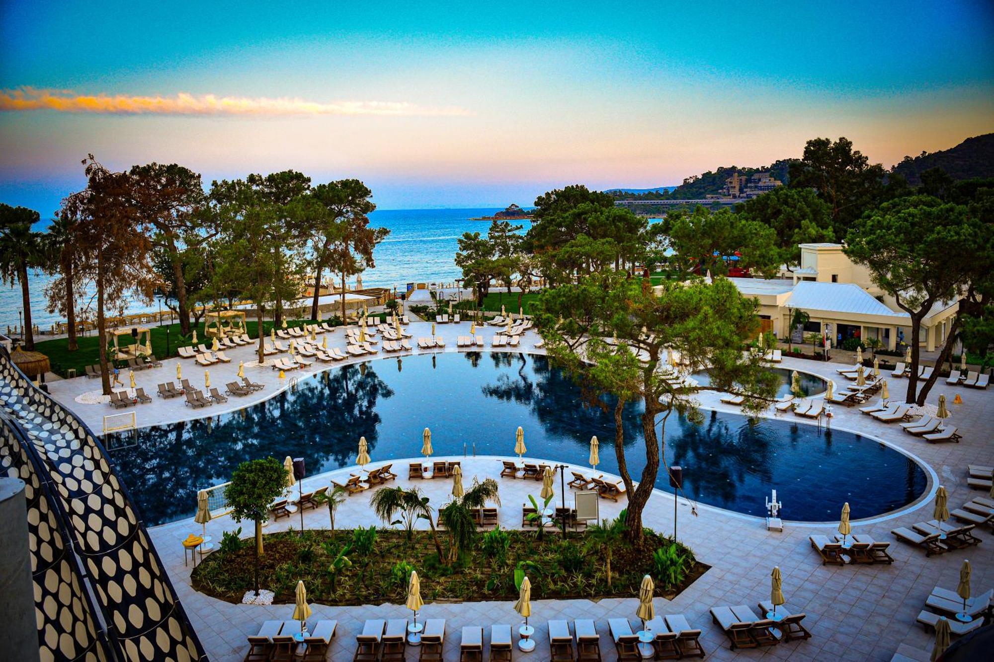 Bergiz Hotels & Resorts Kemer Antalya Exterior photo