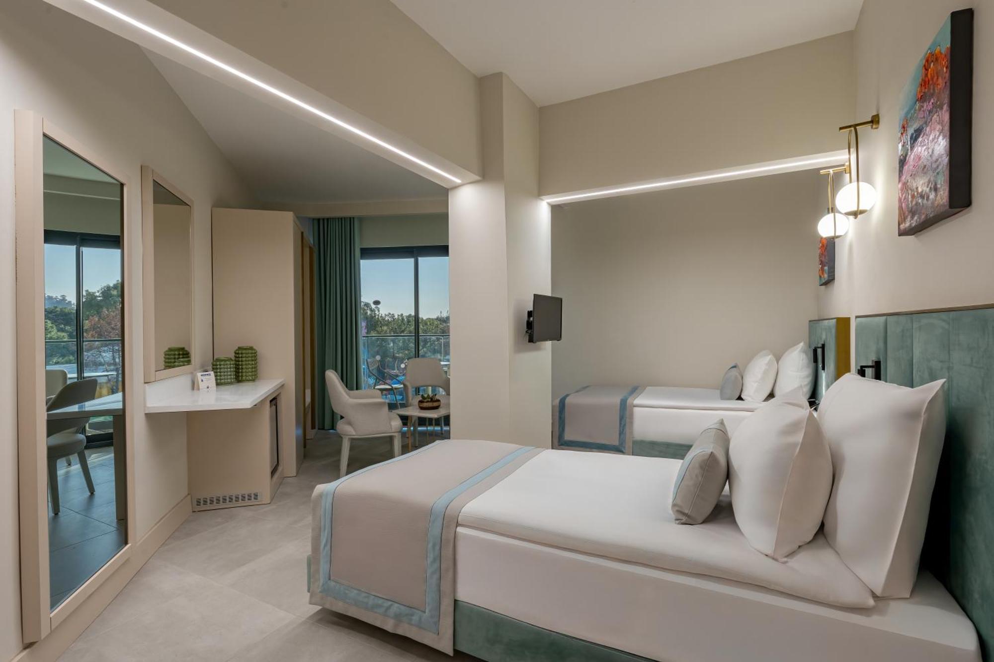 Bergiz Hotels & Resorts Kemer Antalya Exterior photo